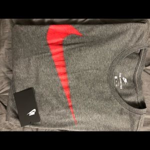 Men’s Nike Tee